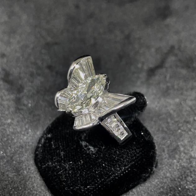 1.75克拉蝴蝶鑽戒(已售出) 2